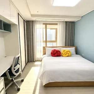 아파트호텔 더노벰버스테이 인 랜드마크