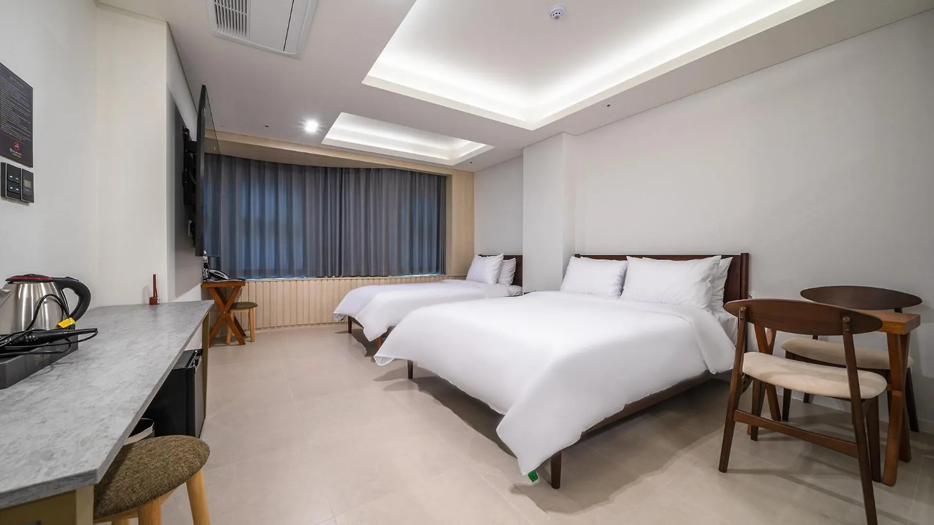 Bluebird Hotel インチョン広域市