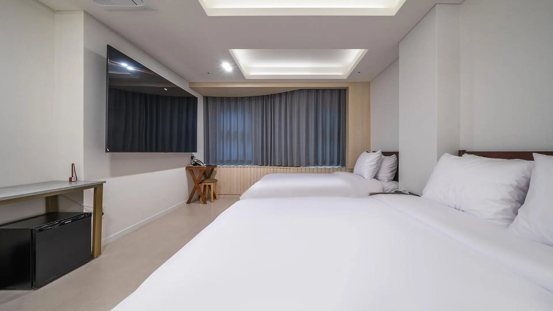 Bluebird Hotel Incheon