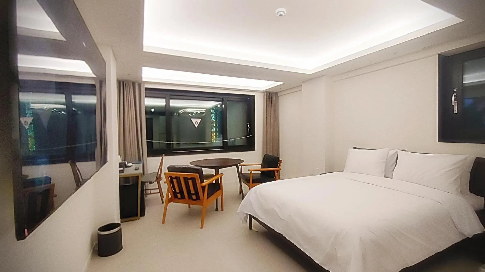 Bluebird Hotel Incheon