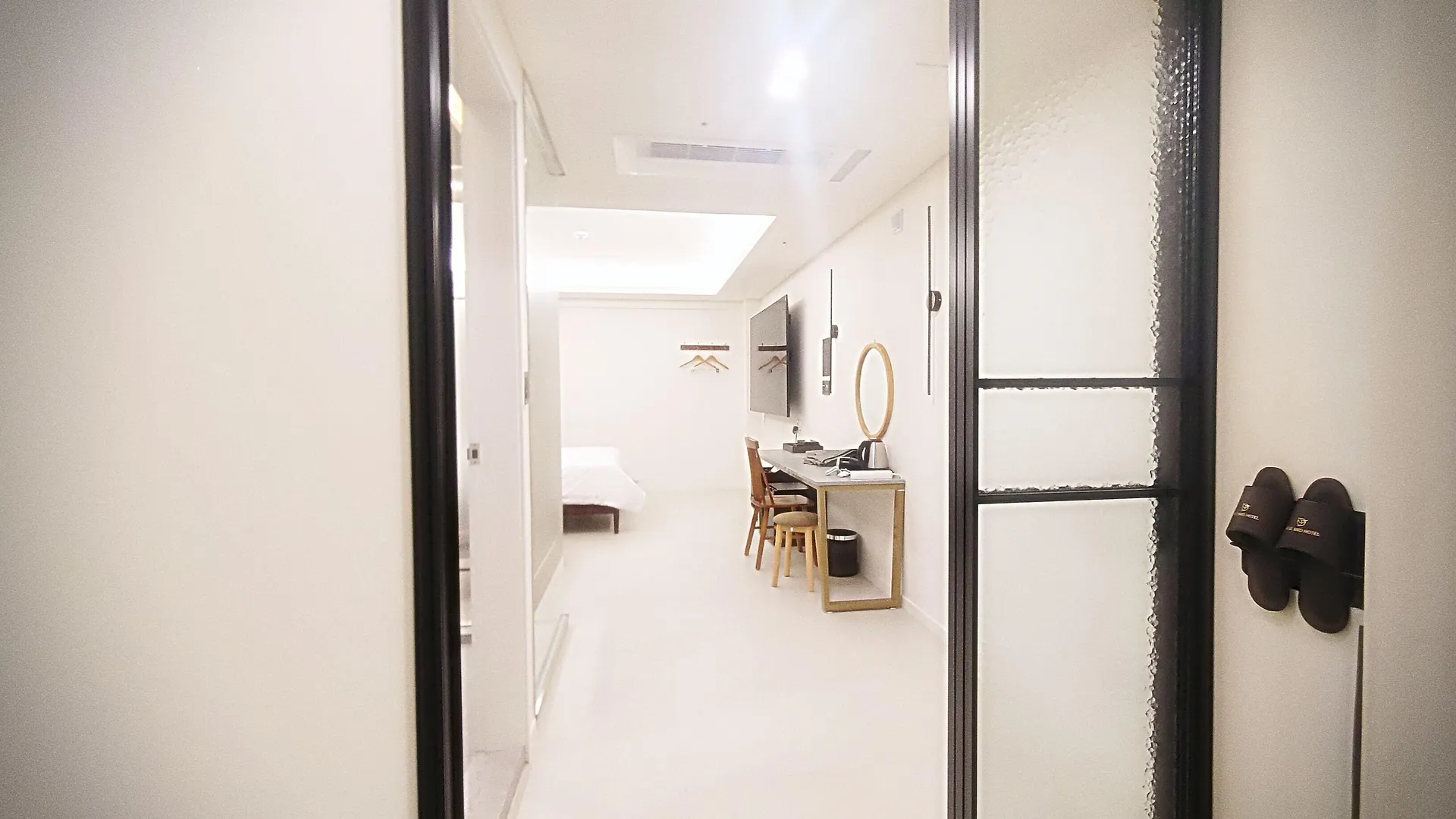 Bluebird Hotel Incheon 3*,